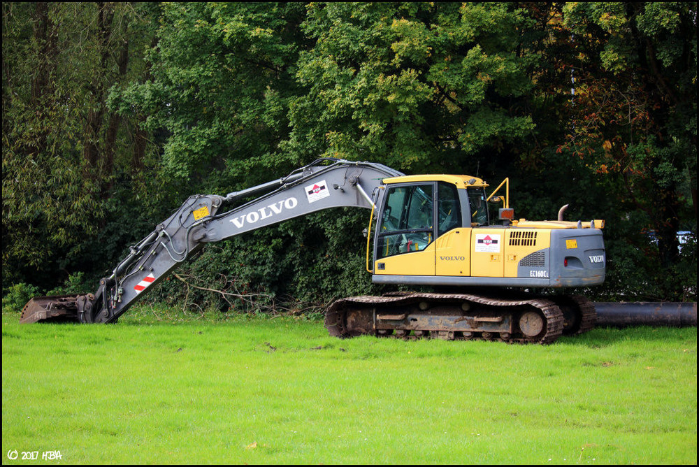 Volvo_EC160CL_WBW2.thumb.jpg.b28f1bce3b044a4db02464aae8f8f80c.jpg