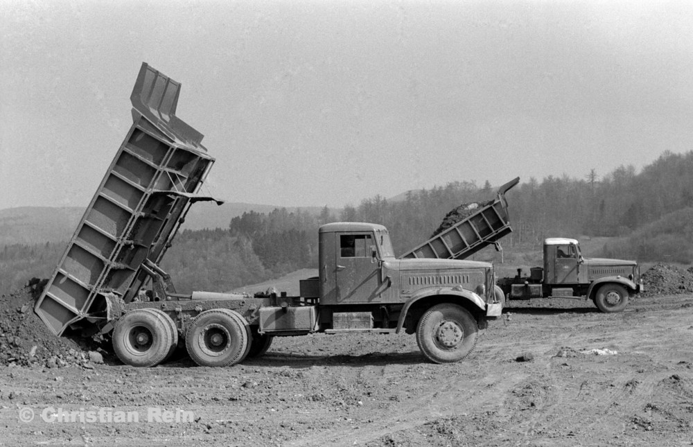 h-sw-054-11-Film1-KrAZ 222 (Abraumhalde Liebensteinerstraße Kochenfeld) April 1972-09.jpg