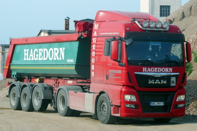 1435534299_MANTGX4x2AndreasHoffmannTransporte-HagedornGmbH.JPG.b6bbafb2c6f52480e96a90ed8c64da37.JPG