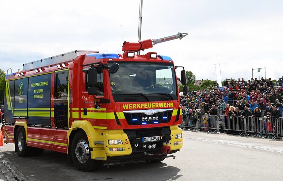 E_MAN_ Blaulicht-Festival_Werkfeuerwehr_thumb_1920.jpg