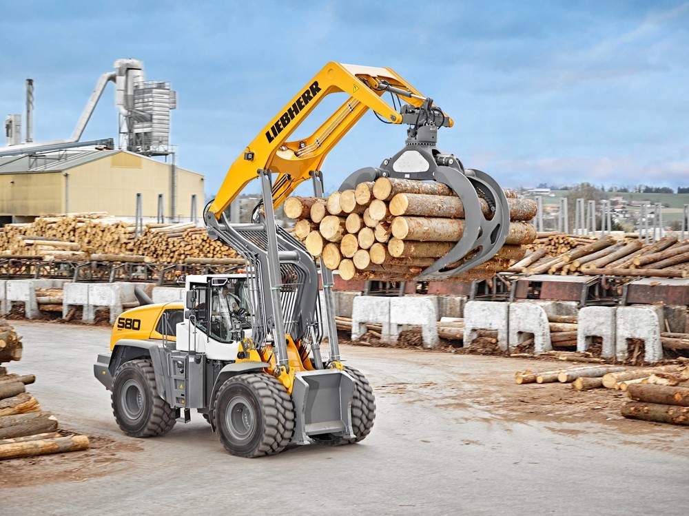 liebherr-l580-loghandler-xpower-timber-handling-300dpi_1920.jpg