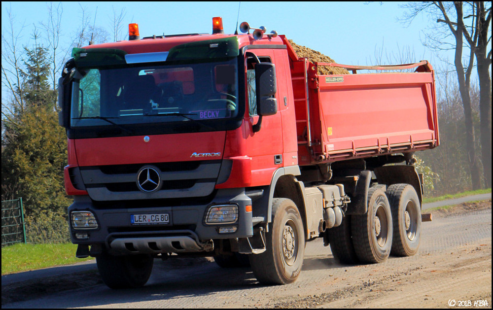 Mercedes_Actros3_Rot.thumb.jpg.ecbfc16345189f3541235c44e6641d7d.jpg