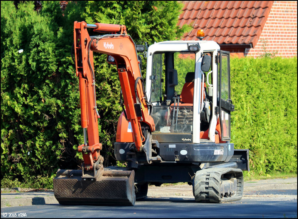 1115472920_Kubota_KX161-3A_MS2.thumb.jpg.946353ebd38fa384b01e20c4aa175d5d.jpg