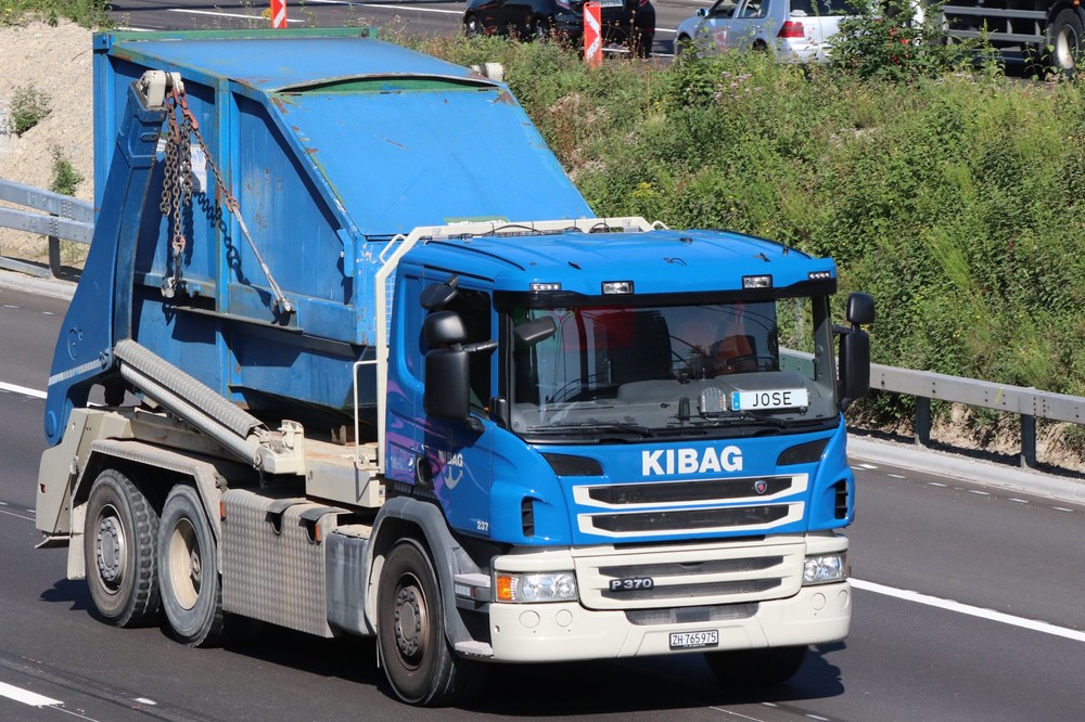 1318041321_ScaniaP13370Welaki3aKibag.thumb.JPG.6f66509d93628e911fb133dd65a18f7a.JPG