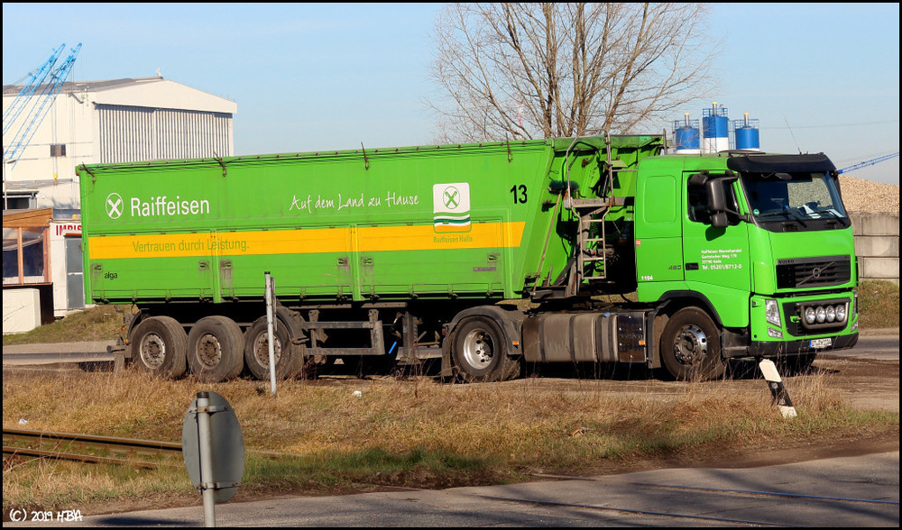 Volvo_FH460_Raiffeisen.thumb.jpg.2ecdaae4c92a97628e58f031ee83c3d2.jpg