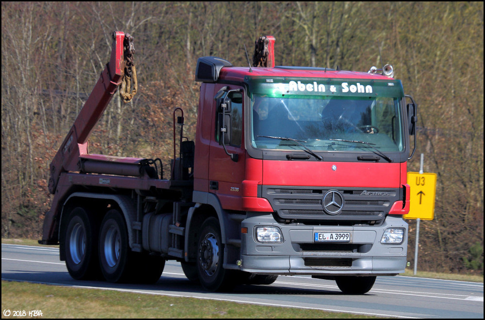 Mercedes_Actros2_2536_Absetzer.thumb.jpg.f05f32a99d297764c308f15a97408965.jpg