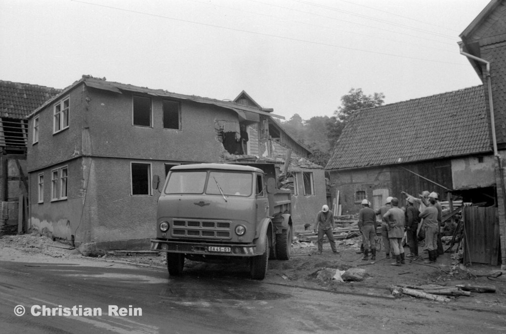 h-sw-067-24-Film1-Hausabbruch Hepp Brotteroderstraße Freitag 15.06.79-16.jpg