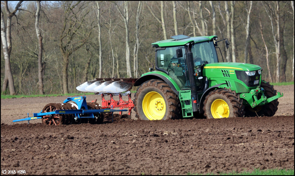 John_Deere_6140R_Pflug.thumb.jpg.1dc3514ca638e186628d0e526a495dd0.jpg