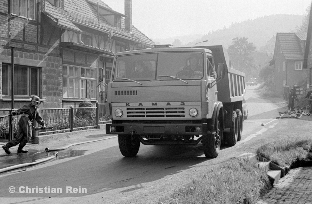 h-sw-070-14-Film1-Feuerwehrübung in der Eisensteinstraße(VEB Plaste) Samstag 23.05.81-31.jpg