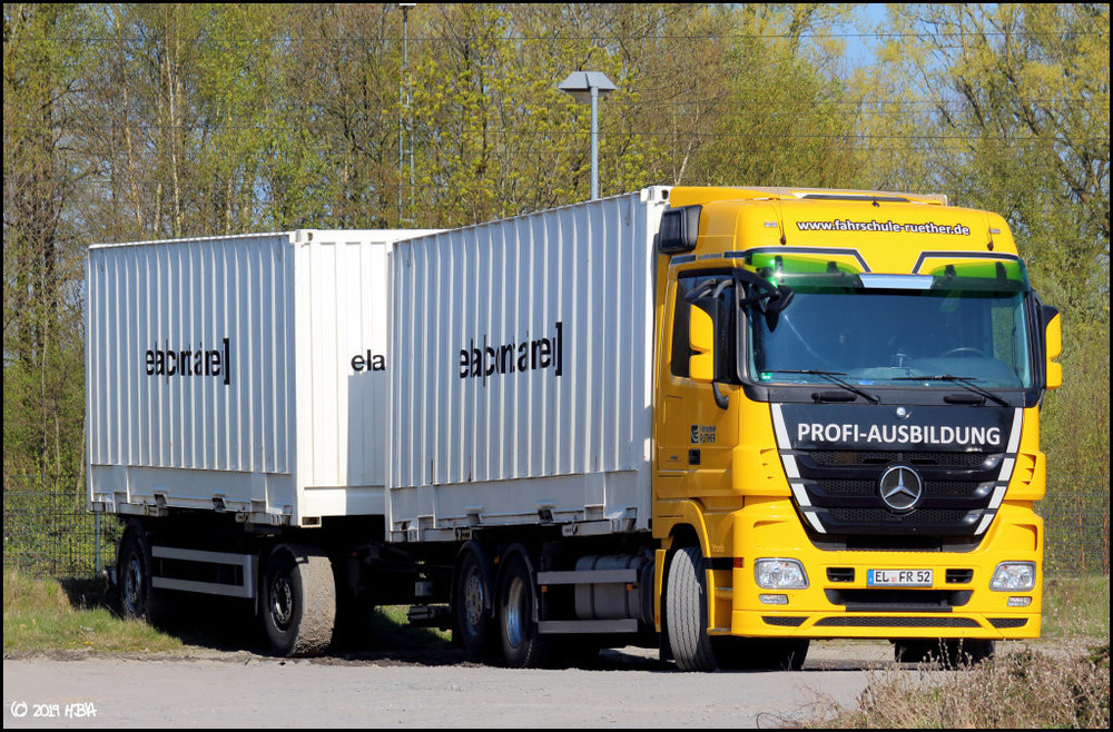 Mercedes_Actros_Fahrschule_Ruether.thumb.jpg.7ba9b29397f1e3784f15e5387a640526.jpg