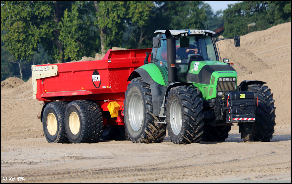 Deutz-Fahr_Agrotron_Beco_Maxxim220_Gohlke.thumb.jpg.223568b31d4d05e05397338fa03078e9.jpg