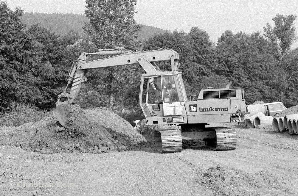 h-sw-10019-4-Kanalisation in Schwallungen Samstag 11.09.82-43.jpg