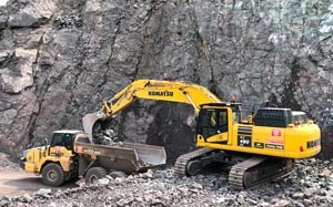 Mehr Informationen zu "Komatsu-Hydraulikbagger"