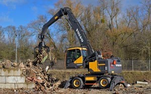 Mehr Informationen zu "Volvo EW200E Material Handler"