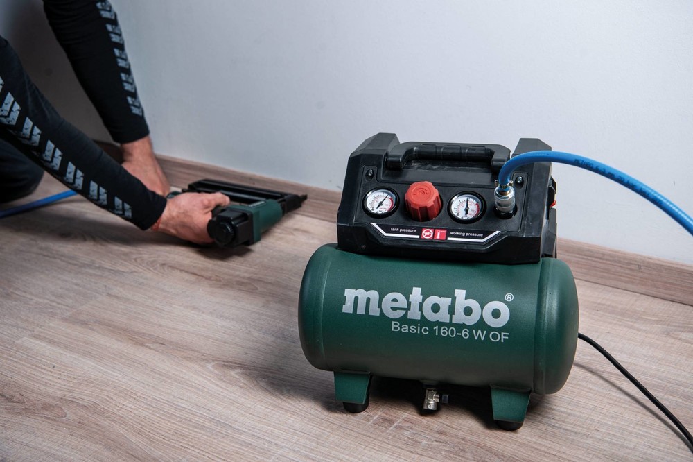 Metabo_Kompressor-Basic-160-6-W-OF_02-scaled (1920).jpg