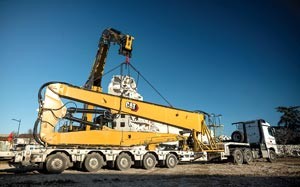 Mehr Informationen zu "Neu: Abbruchbagger Cat 352 UHD"