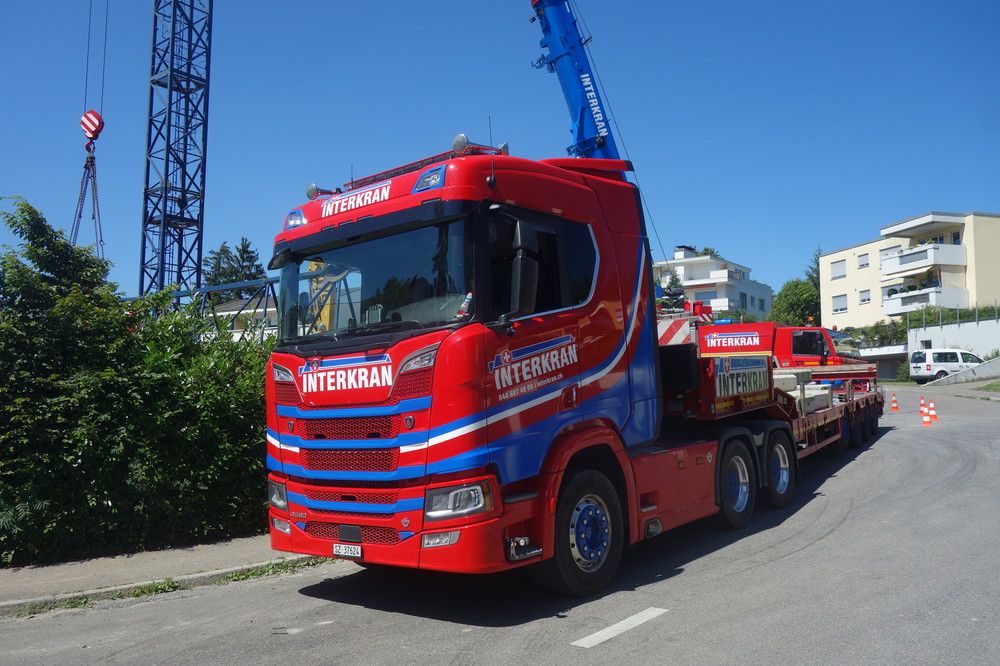 1106277233_ScaniaR17580Szm6x4TiefladerInterkran.thumb.JPG.9c10e42c4ed95d6b8eb9b72a0a59a1cd.JPG