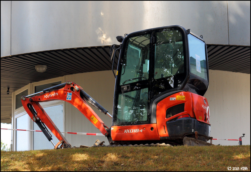 Kubota_KX018-4_Pape.thumb.jpg.7c12a02fc8c0720b75c2009e1fa7c152.jpg