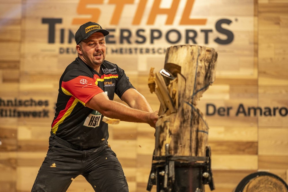 STIHL_TIMBERSPORTS_D_ding_Block_Chop (1920).jpg