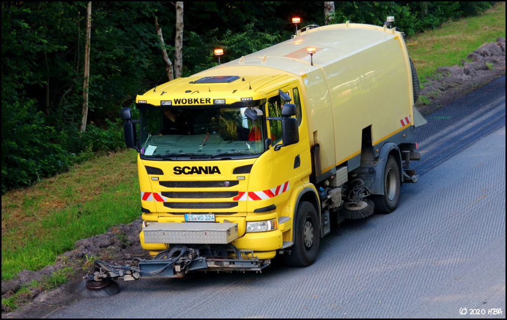 Scania_Kehrmaschine.thumb.jpg.49acfdcc0a0fa7b12558ef7fa8d63c49.jpg