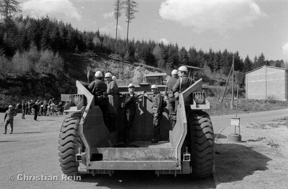 h-sw-056-36-Film3-Einweihung Schrägstollen(Truck) 22.04.74-33.jpg