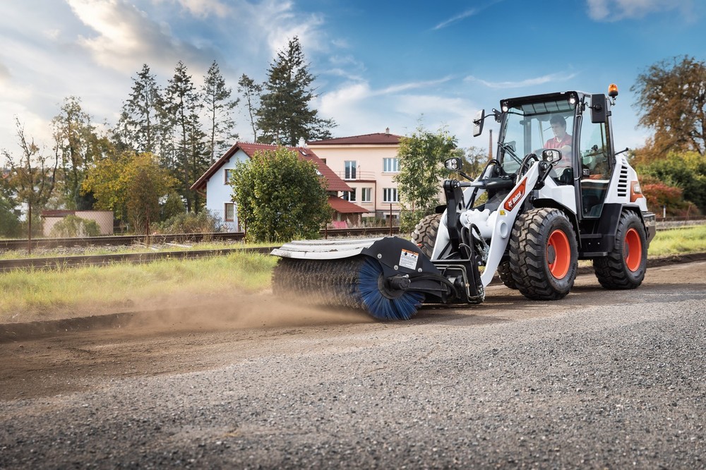 Bobcat_Compact wheel loader (3) (1920).jpg