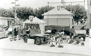 Mehr Informationen zu "Unimog erstmals auf einer Messe"