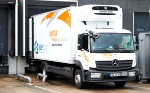 Mehr Informationen zu "Unitax nutzt Mercedes-Benz Atego"