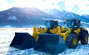 Mehr Informationen zu "Komatsu Radlader WA320-8"