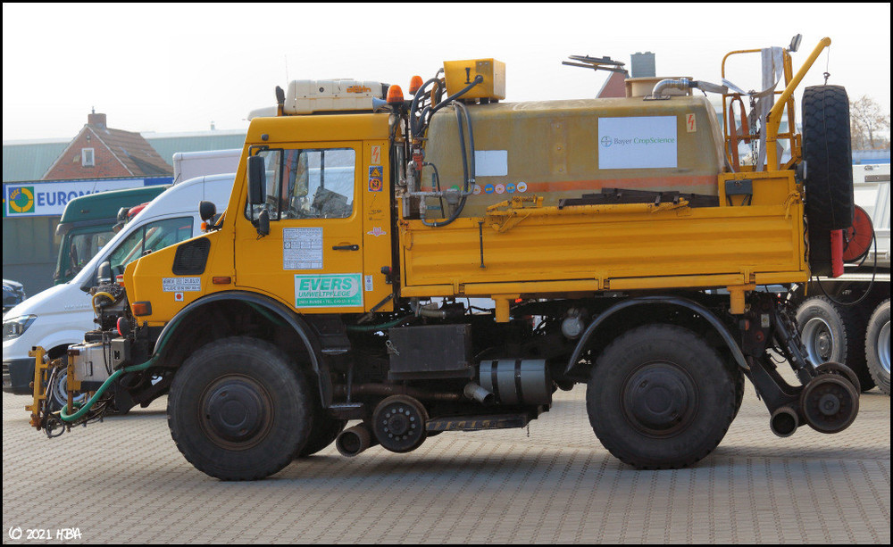 Unimog_U2450_Zweiwege_Evers.thumb.jpg.fd07cf263120e1159160798cac2f8045.jpg