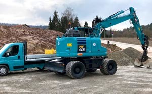 Mehr Informationen zu "Neuer Komatsu Mobilbagger von Kuhn"