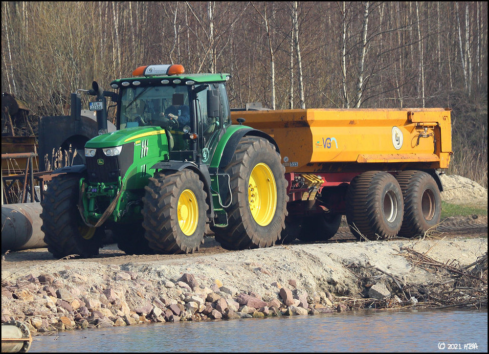 1006066541_John_Deere_6215RVan_Ginkel_Machines.thumb.jpg.414c52516e62cd84303506865ae2aeab.jpg