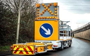 Mehr Informationen zu "Daimler Trucks: Econic mit Spezialaufbau"