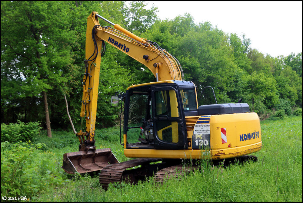 Komatsu_PC130-8_2.thumb.jpg.0b9dcd813cded5d550618ef66a739b89.jpg