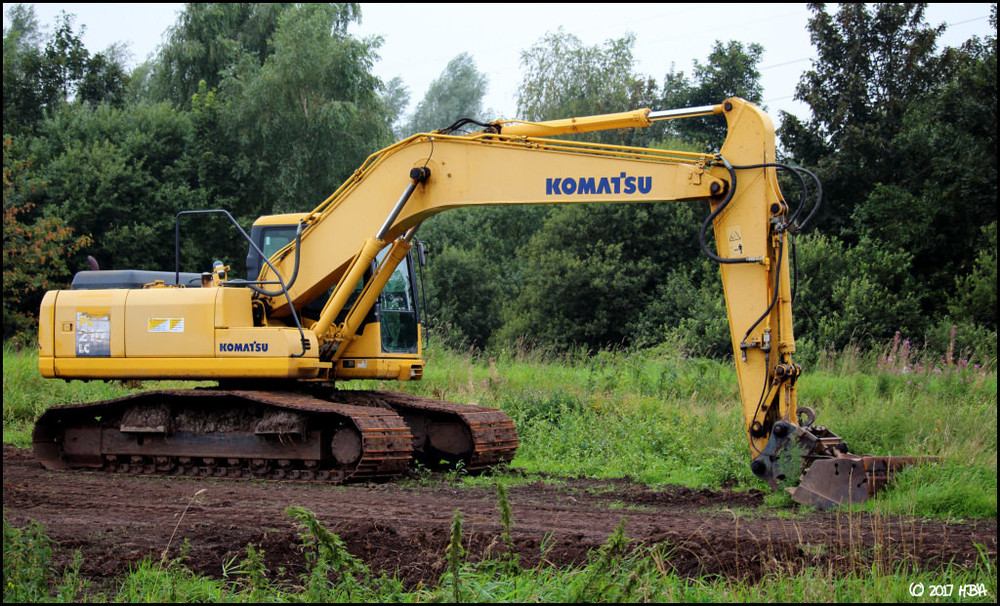 Komatsu_PC210LC-7_Einemann1.thumb.jpg.3e48d3f103ad9f9000d6521143f2c670.jpg