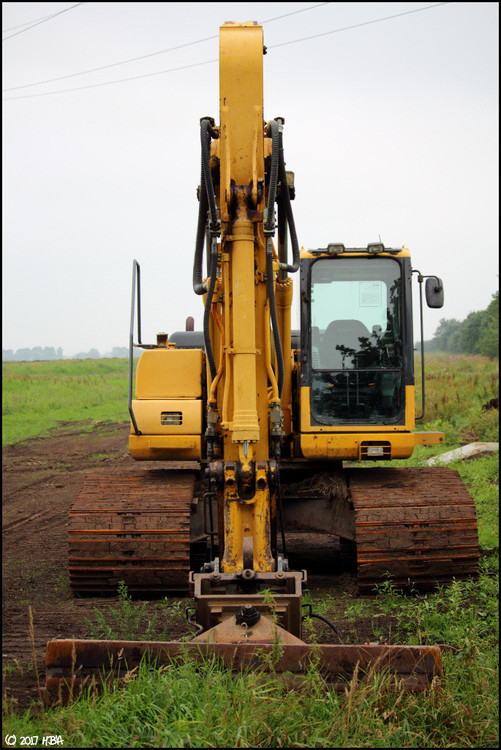 Komatsu_PC210LC-7_Einemann2.thumb.jpg.cf6b907e8d68a34166475369fbd70e2c.jpg