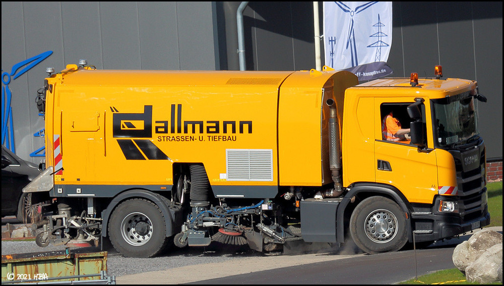 Scania_G410_Kehrmaschine_Dallmann.thumb.jpg.d2994d2e4b518490b2992add817f2b94.jpg