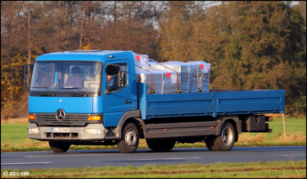 Mercedes_Atego_Blau.thumb.jpg.7191eeaad67d51e3608e31ce9e67ff35.jpg