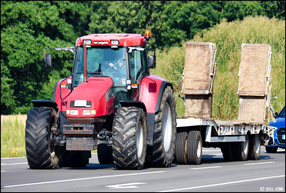 1865607561_Case_IH_CS150Tieflader.thumb.jpg.ff1250de7e95981dd61c7194eefd3fb3.jpg