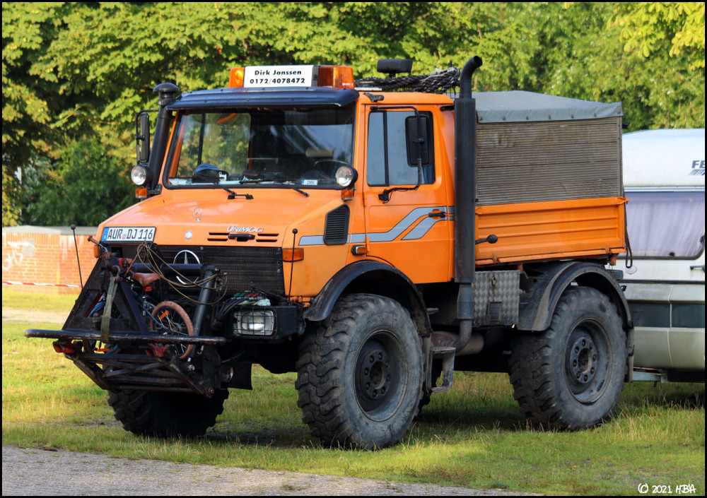 Mercedes_Unimog_Schausteller.thumb.jpg.c87513e8a781f6eabe82119dc47d7807.jpg