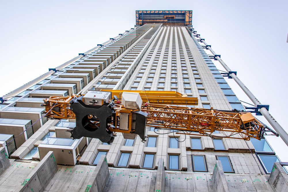 liebherr-34K-dezalmhaven-rotterdam02-300dpi.jpg