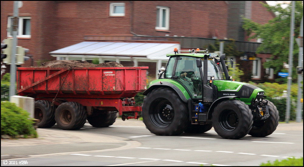 1471746031_Deutz-Fahr6190PLangen_Fahrzeugbau.thumb.jpg.b12b5eb8a03838d3b16958178a6c2889.jpg
