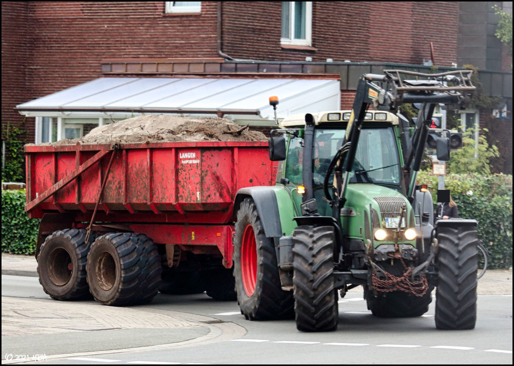 15695639_FendtStollLangen_Fahrzeugbau.thumb.jpg.68fefc6cc2ee9465b22b80bccab2ea73.jpg