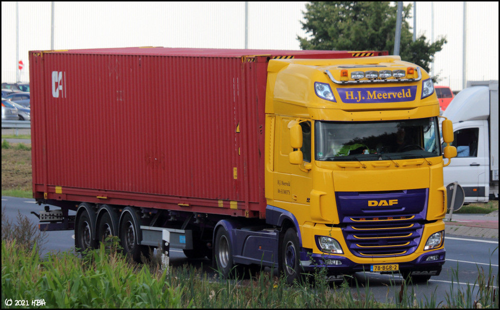 DAF_XF_Meerveld_Niederlande.thumb.jpg.dc66b1c1a6dbba33cfd41aedd87219ce.jpg