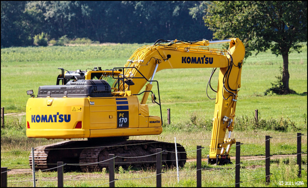 Komatsu_PC170LC-11_Lehe.thumb.jpg.68908444a7048bd214b318a89a86c1f4.jpg