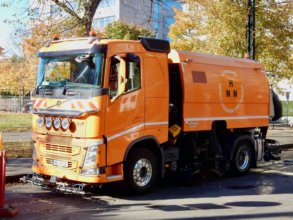 1344633134_Volvo22102021003.thumb.jpg.52b400ed2b54e2e05c9b29d1d6e6bd3c.jpg