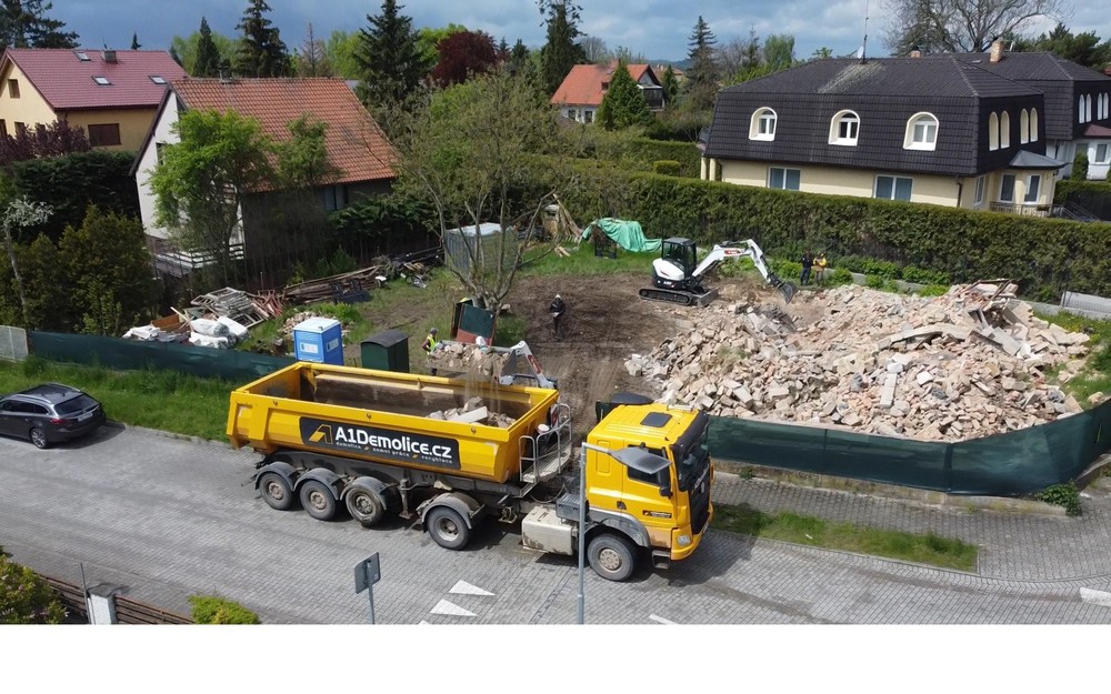 Bobcat Demolition (13).jpg