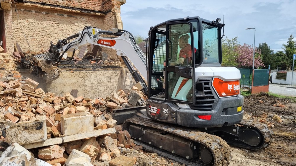 Bobcat Demolition (5).jpg