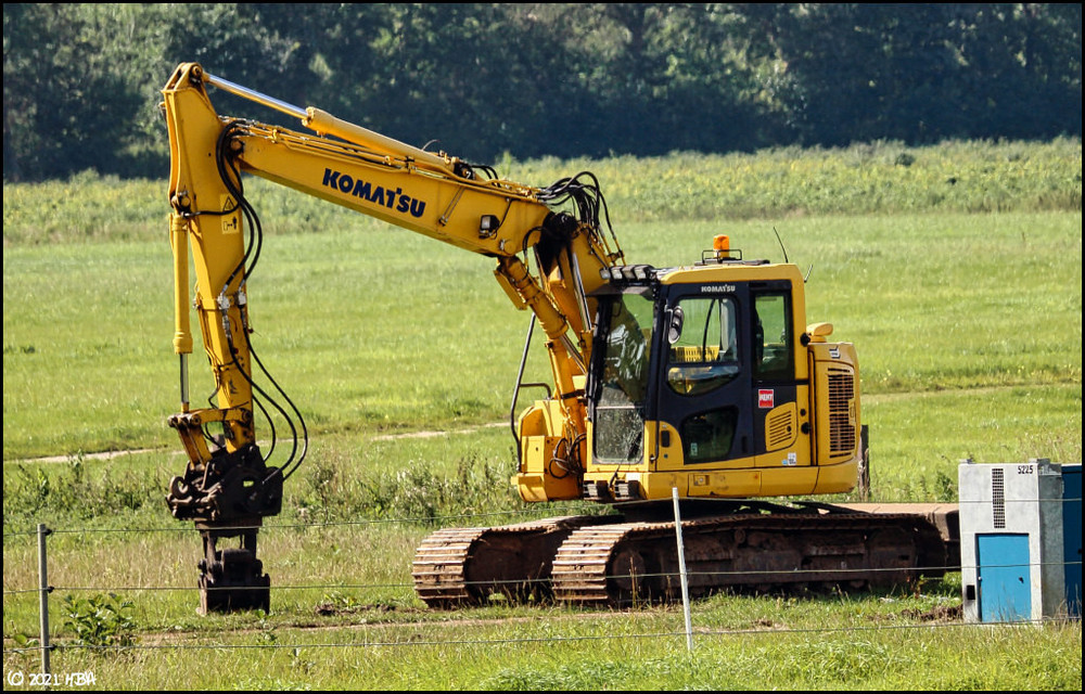 Komatsu_PC228USLC-11_Verstellausleger_Lehe.thumb.jpg.55f784d7c26c1a06c443584cb2677ba6.jpg