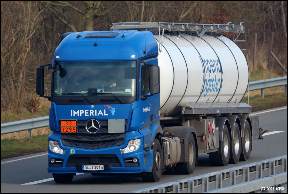 Mercedes_Actros_MP4_1843_Imperial.thumb.jpg.a515ea27ca94c3c4a6cdb041249b6b31.jpg